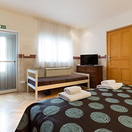 Dolce Vita Luxury Suites Belgrad Exterior foto